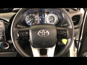 Toyota Hilux 2.4GD-6 double cab 4x4 Raider auto - Image 8