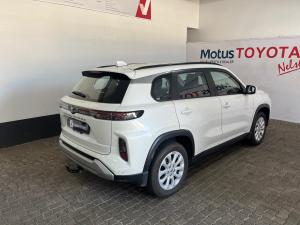 Suzuki Grand Vitara 1.5 GL manual - Image 2