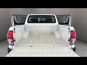 Toyota Hilux 2.4GD-6 double cab 4x4 Raider auto - Image 13