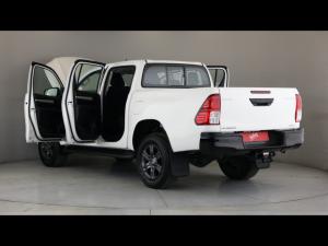 Toyota Hilux 2.4GD-6 double cab 4x4 Raider auto - Image 25