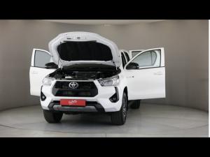 Toyota Hilux 2.4GD-6 double cab 4x4 Raider auto - Image 28