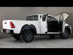 Toyota Hilux 2.4GD-6 Xtra cab Raider auto - Image 31