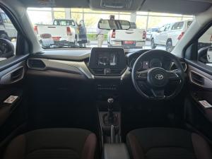 Toyota Starlet Cross 1.5 XR auto - Image 6