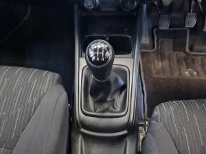 Toyota Rumion 1.5 SX manual - Image 12