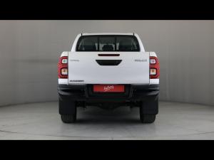 Toyota Hilux 2.8GD-6 double cab Raider auto - Image 5