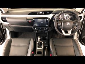 Toyota Hilux 2.8GD-6 double cab Raider auto - Image 6