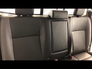 Toyota Hilux 2.8GD-6 double cab Raider auto - Image 11