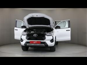 Toyota Hilux 2.8GD-6 double cab Raider auto - Image 28
