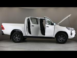 Toyota Hilux 2.8GD-6 double cab Raider auto - Image 30