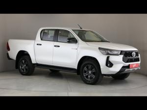 Toyota Hilux 2.8GD-6 double cab Raider auto - Image 1