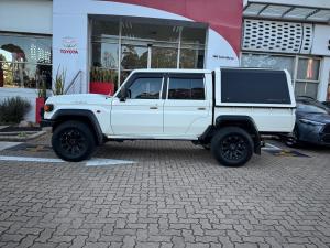 Toyota Land Cruiser 79 2.8GD-6 double cab auto - Image 18