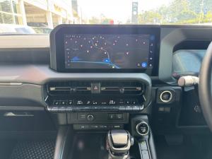 Toyota Land Cruiser Prado 2.8GD VX-R - Image 14