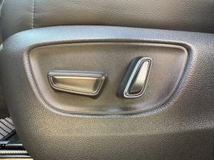 Toyota Land Cruiser Prado 2.8GD VX-R - Image 18