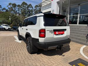 Toyota Land Cruiser Prado 2.8GD VX-R - Image 23