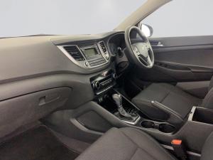 Hyundai Tucson 2.0 Premium automatic - Image 20
