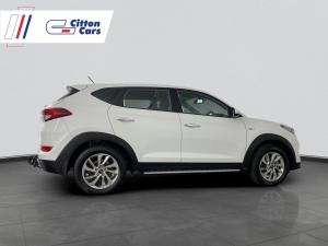 Hyundai Tucson 2.0 Premium automatic - Image 7