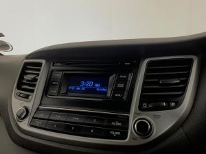 Hyundai Tucson 2.0 Premium automatic - Image 9