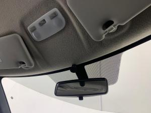 Nissan Magnite 1.0 Visia - Image 11