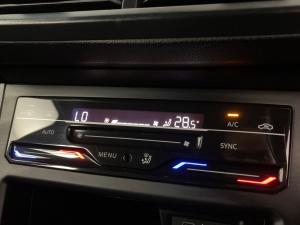 Volkswagen Polo 1.0 TSI R-LINE DSG - Image 12