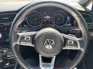Volkswagen Golf GTI - Image 19