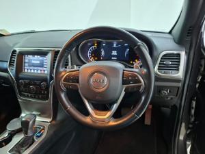 Jeep Grand Cherokee 3.6L Laredo - Image 13