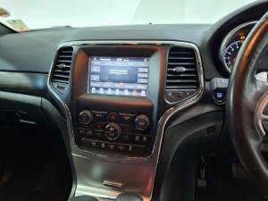 Jeep Grand Cherokee 3.6L Laredo - Image 8