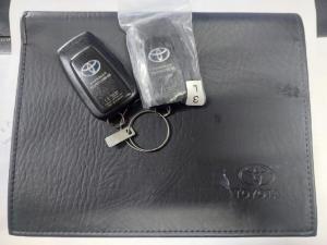 Toyota Corolla Cross 1.8 Hybrid XR - Image 15