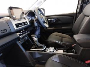 Mitsubishi Triton 2.4DI-D double cab GLS - Image 8