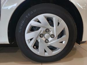 Hyundai Grand i10 1.0 Premium hatch - Image 6