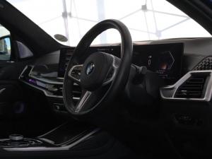 BMW X7 M60i - Image 20