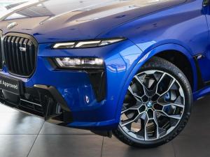 BMW X7 M60i - Image 2