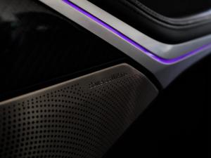 BMW X7 M60i - Image 32