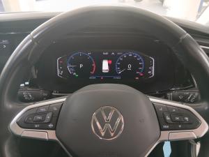 Volkswagen Caravelle 2.0BiTDI Highline 4Motion - Image 12