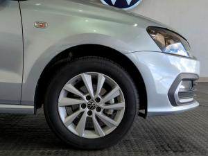 Volkswagen Polo Vivo hatch 1.6 Life - Image 10