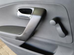 Volkswagen Polo Vivo hatch 1.6 Life - Image 25