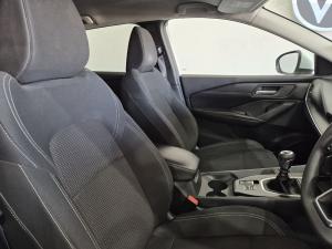 Nissan Qashqai 1.3T Visia - Image 21