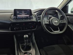 Nissan Qashqai 1.3T Visia - Image 23