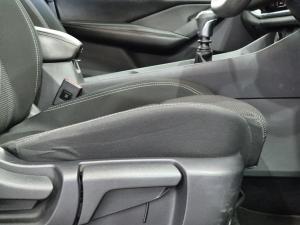 Nissan Qashqai 1.3T Visia - Image 25