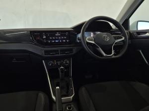 Volkswagen Polo hatch 1.0TSI Life auto - Image 24
