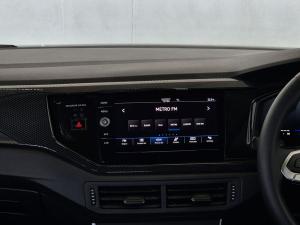 Volkswagen Polo hatch 1.0TSI Life auto - Image 26
