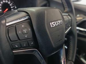 Isuzu mu-X 3.0TD LSE - Image 17