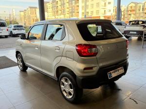 Suzuki S-Presso 1.0 GL auto - Image 7