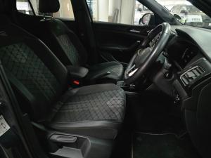 Volkswagen T-Cross 1.0TSI R-Line - Image 7