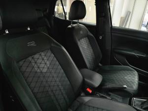 Volkswagen T-Cross 1.0TSI R-Line - Image 8