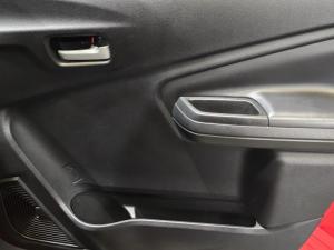 Toyota Vitz 1.0 XR auto - Image 19
