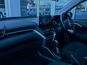 Toyota Hilux 2.4GD S (aircon) - Image 12