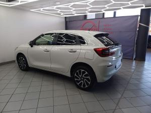 Suzuki Baleno 1.5 GLX manual - Image 3