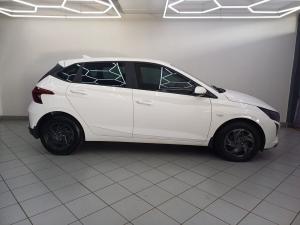 Hyundai i20 1.4 Premium - Image 6