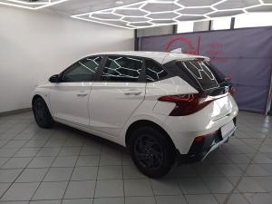 Hyundai i20 1.4 Premium - Image 8