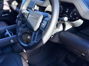 Land Rover Defender 110 D350 X-Dynamic HSE - Image 15